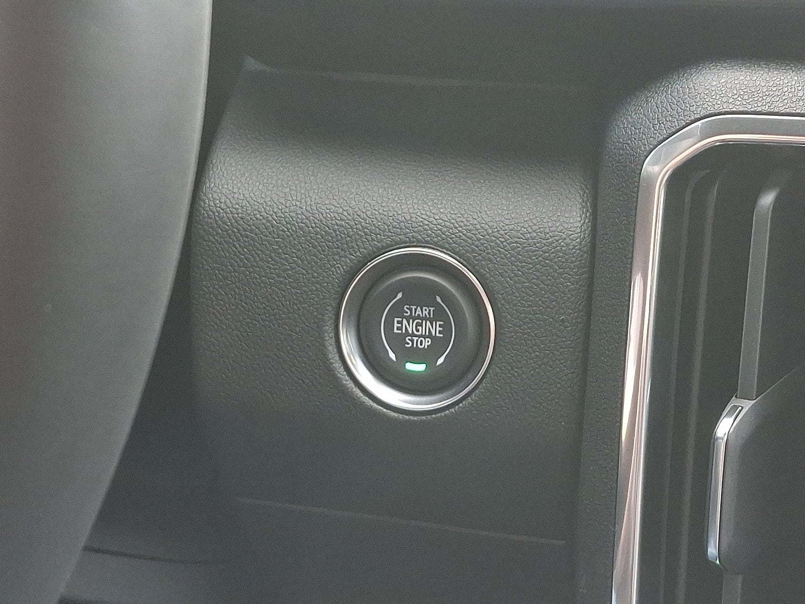 2026 GMC Acadia Elevation - Photo 23