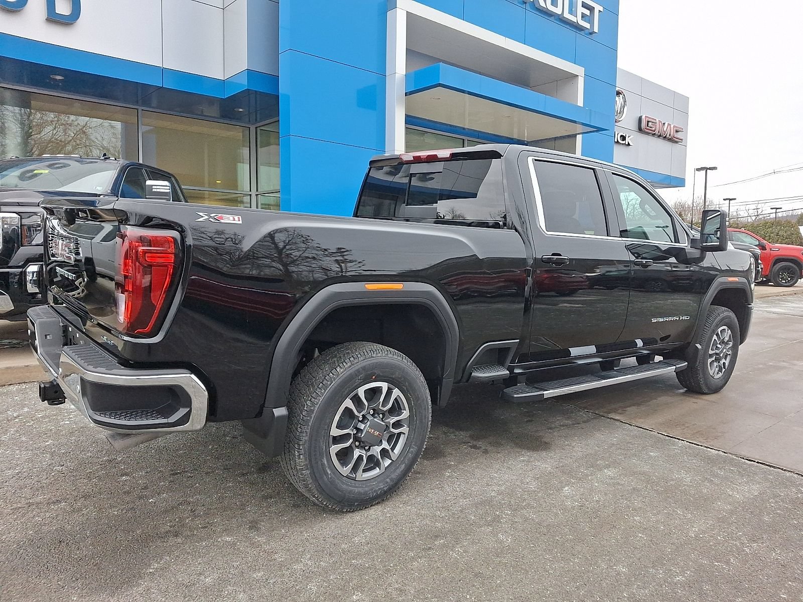 2026 GMC Sierra 2500HD SLE - Photo 6