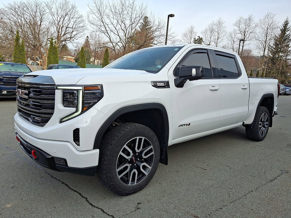 Used 2023 GMC Sierra 1500 AT4 Crew Cab Pickup