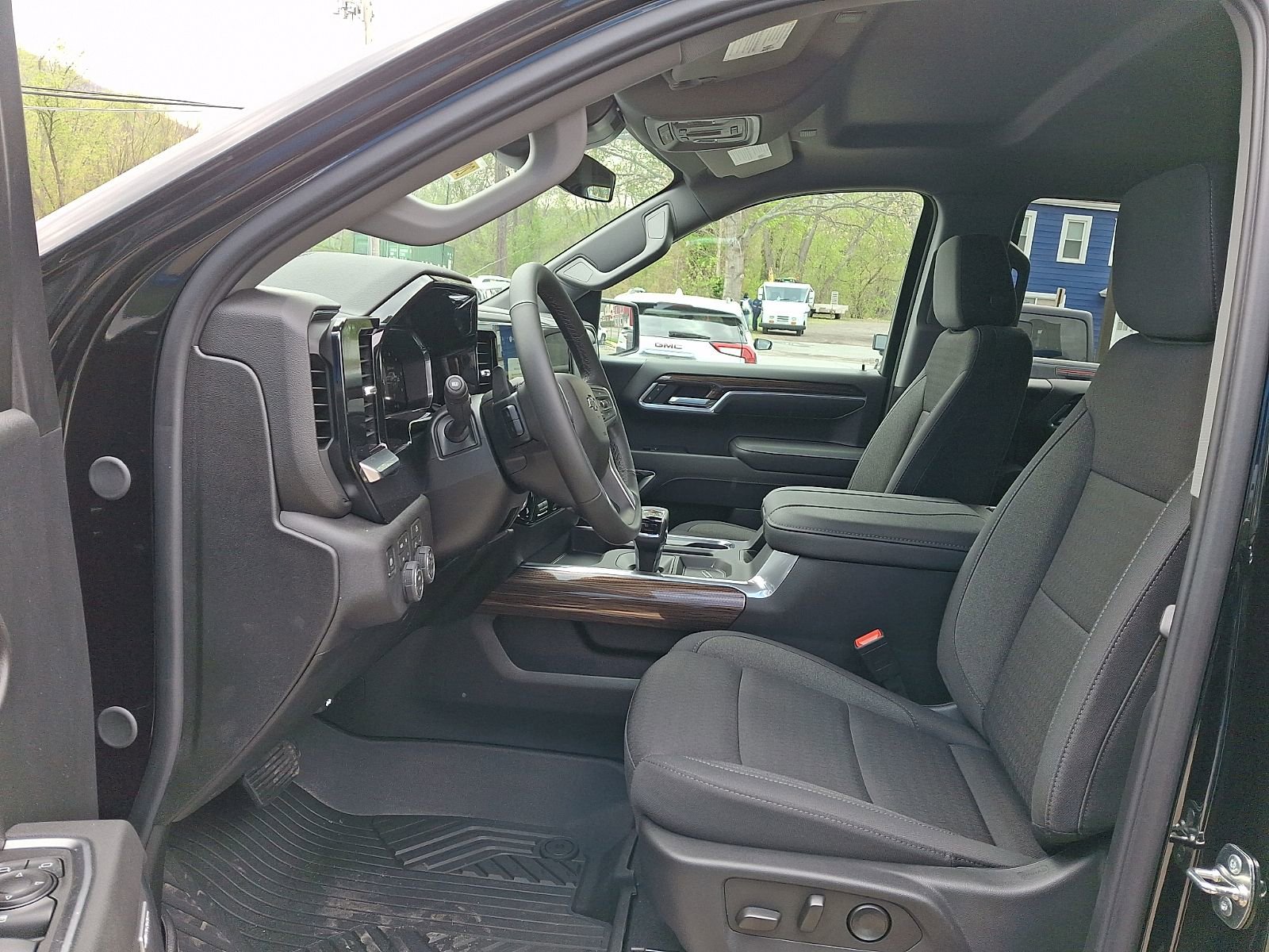 2026 Chevrolet Silverado 1500 RST - Photo 13