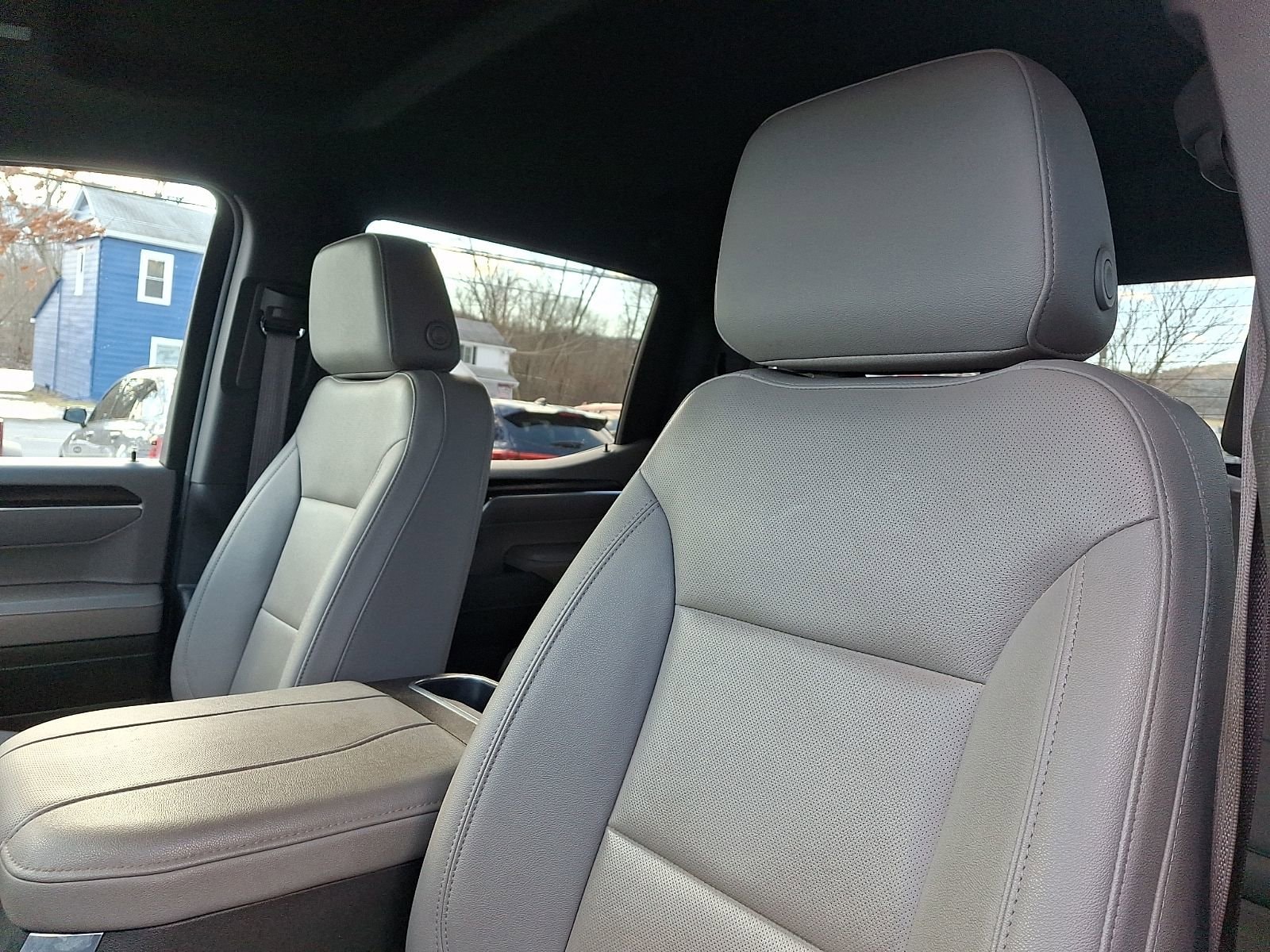 2023 GMC Sierra 1500 SLT - Photo 14