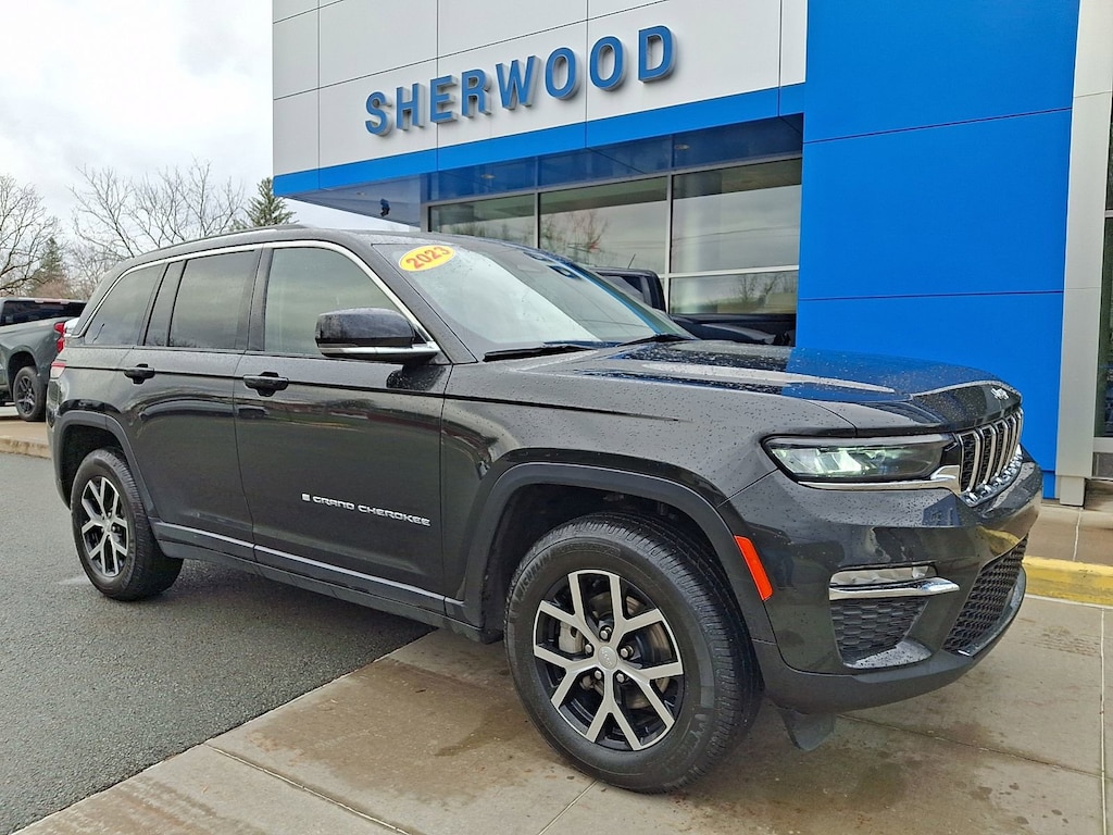 Used 2023 Jeep Grand Cherokee Limited Sport Utility