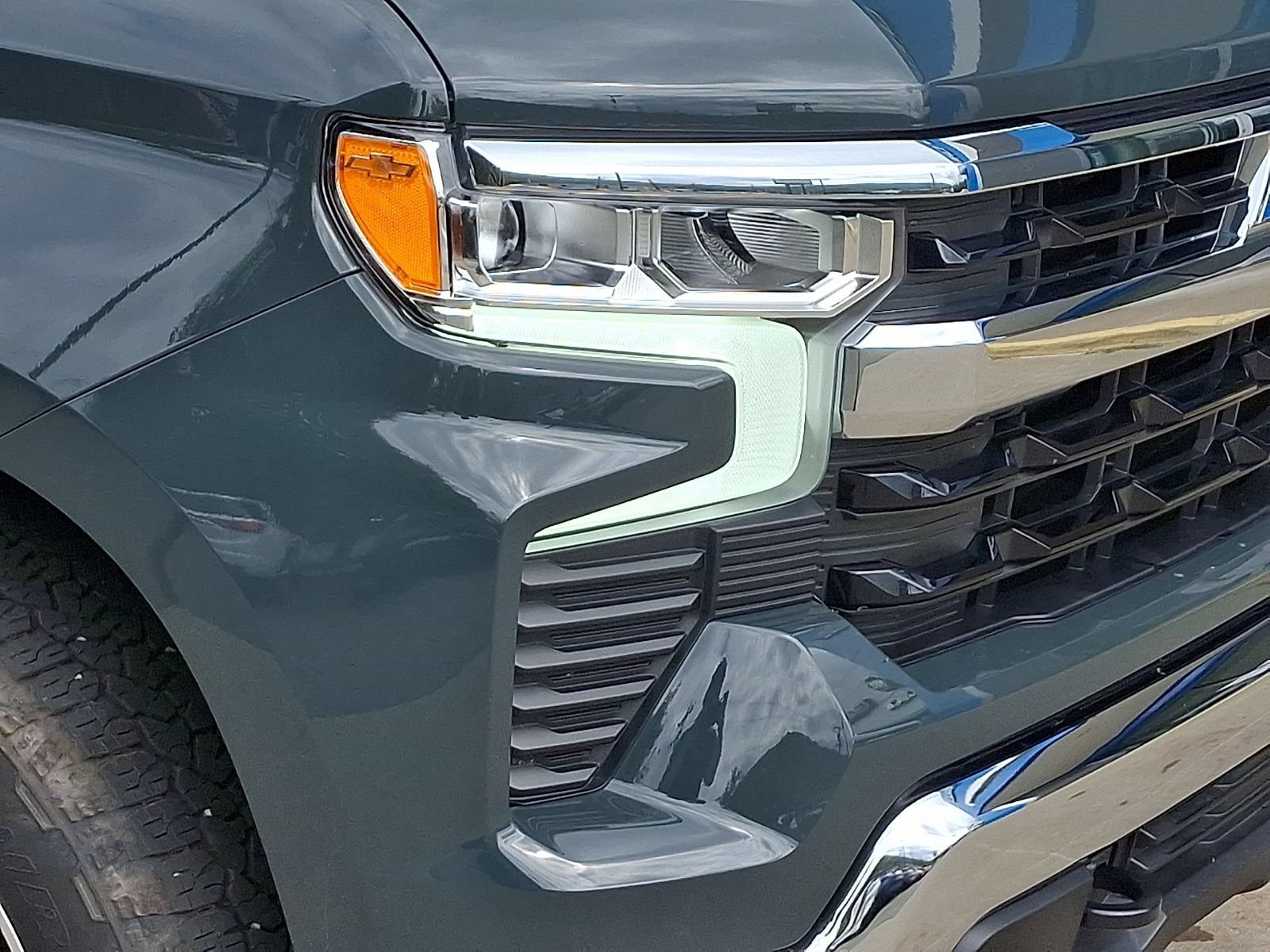 2026 Chevrolet Silverado 1500 LT - Photo 9
