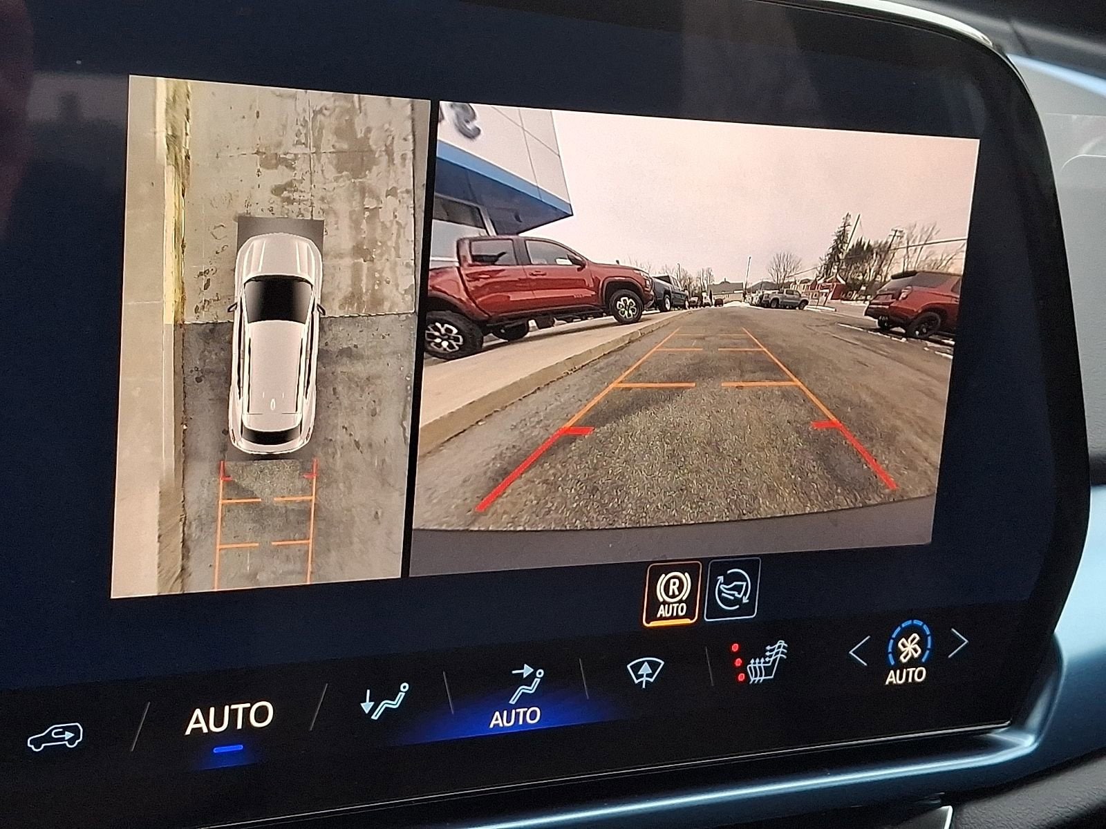 2026 Chevrolet Equinox EV 2LT - Photo 18