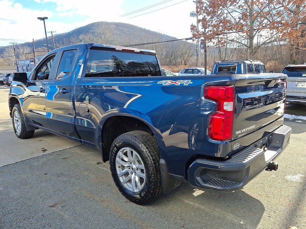 Used 2021 Chevrolet Silverado 1500 RST Extended Cab Pickup