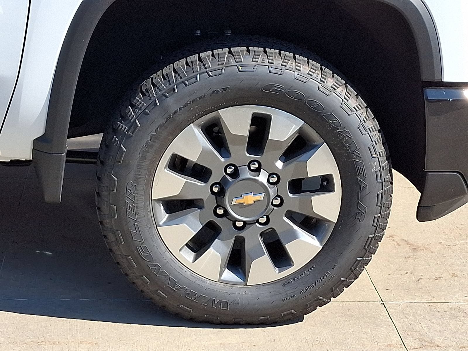 2026 Chevrolet Silverado 2500 HD Custom - Photo 8