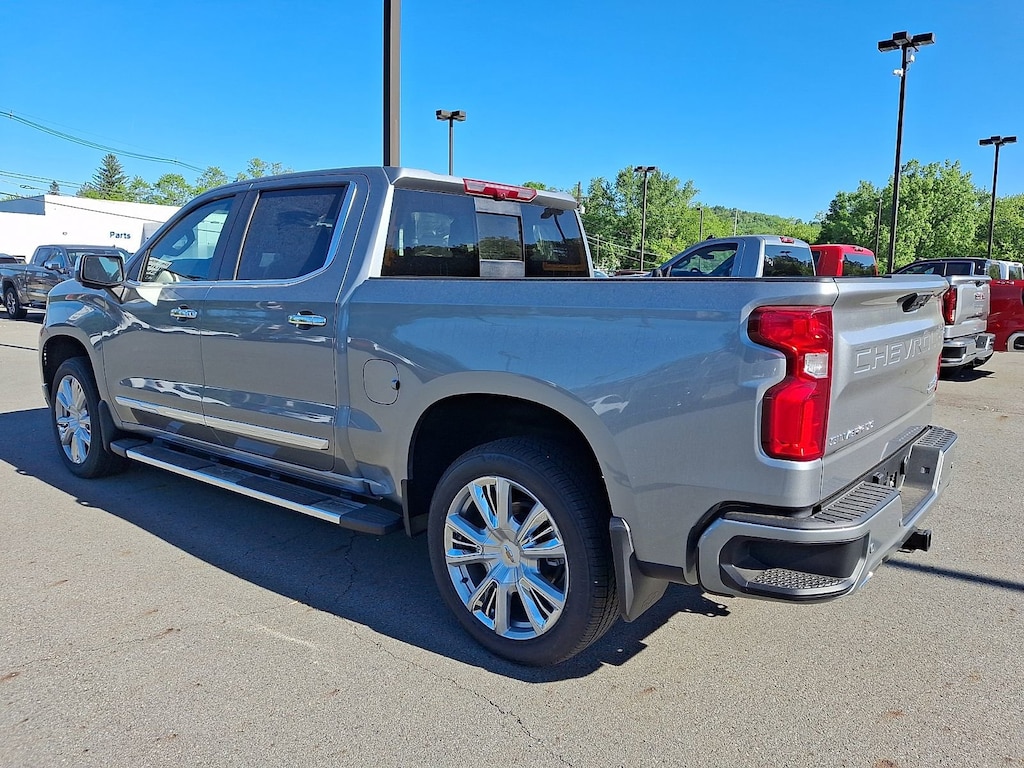 New 2026 Chevrolet Silverado 1500 High Country Truck