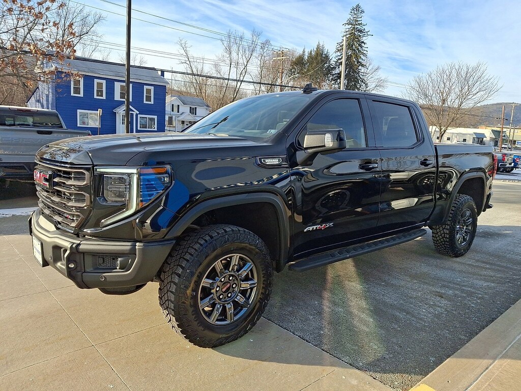 Used 2025 GMC Sierra 1500 AT4X Crew Cab Pickup