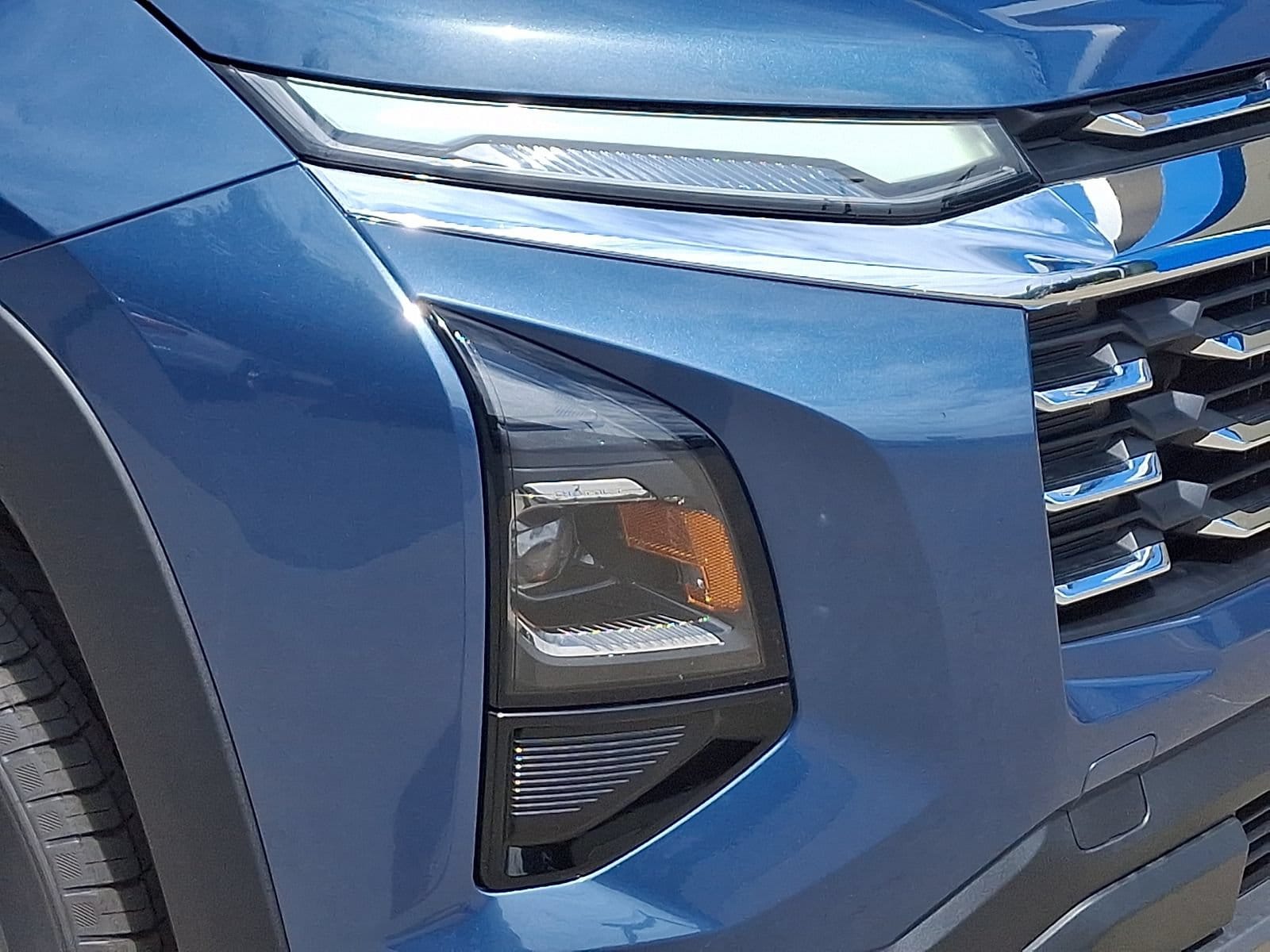 2027 Chevrolet Equinox LT - Photo 9