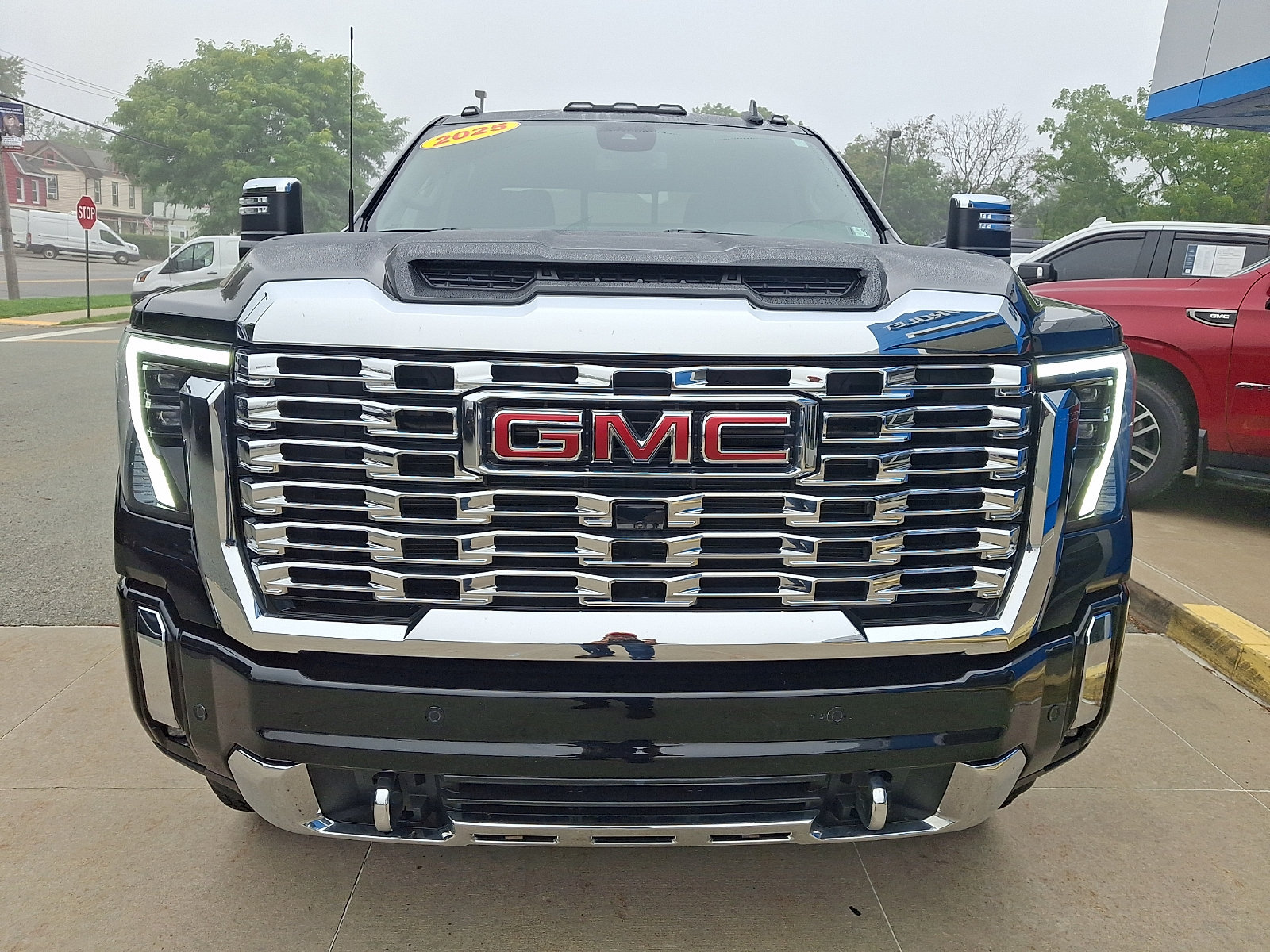Used 2025 GMC Sierra 2500HD Denali Crew Cab Pickup