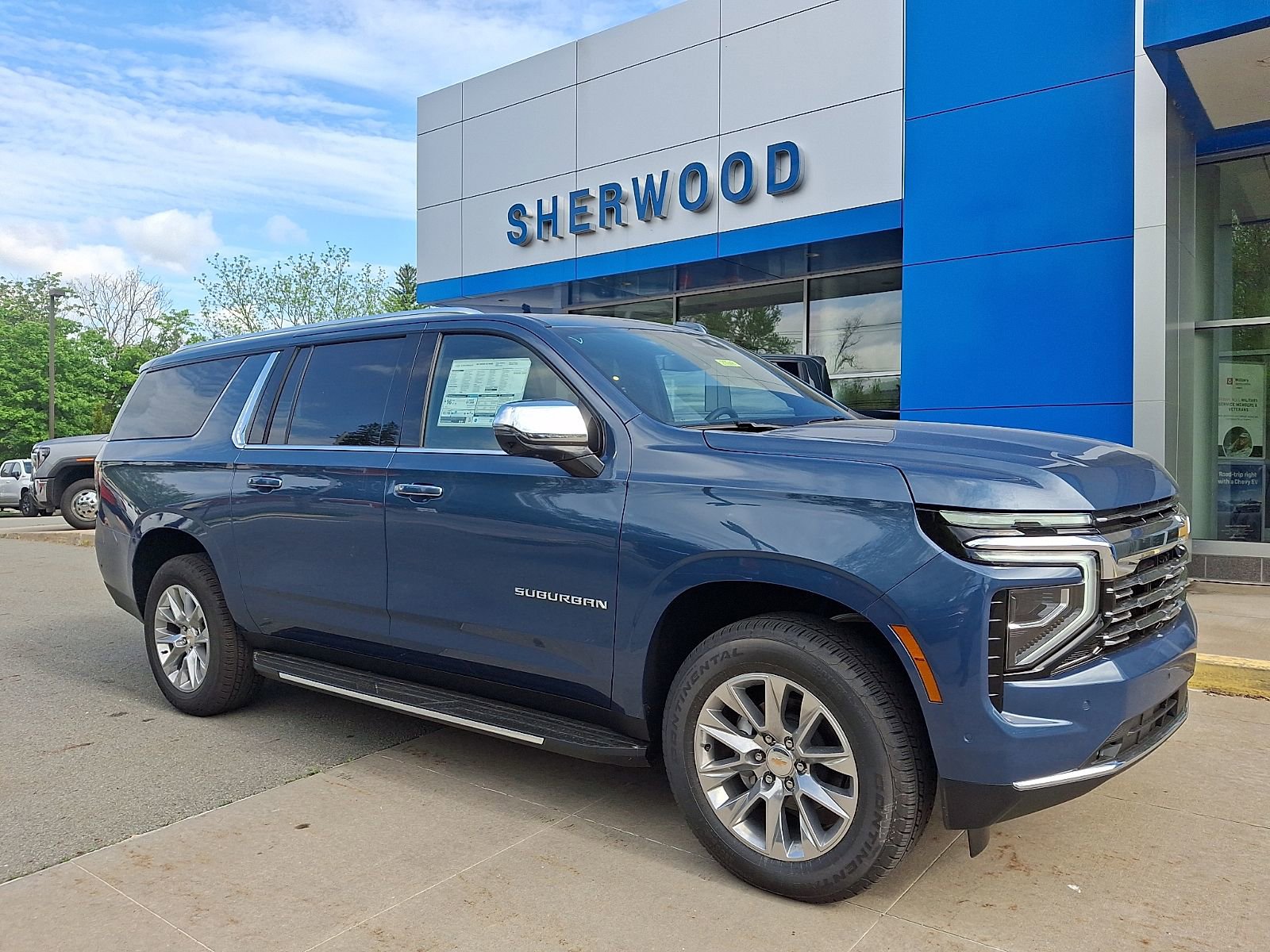 2026 Chevrolet Suburban Premier 4WD's photo