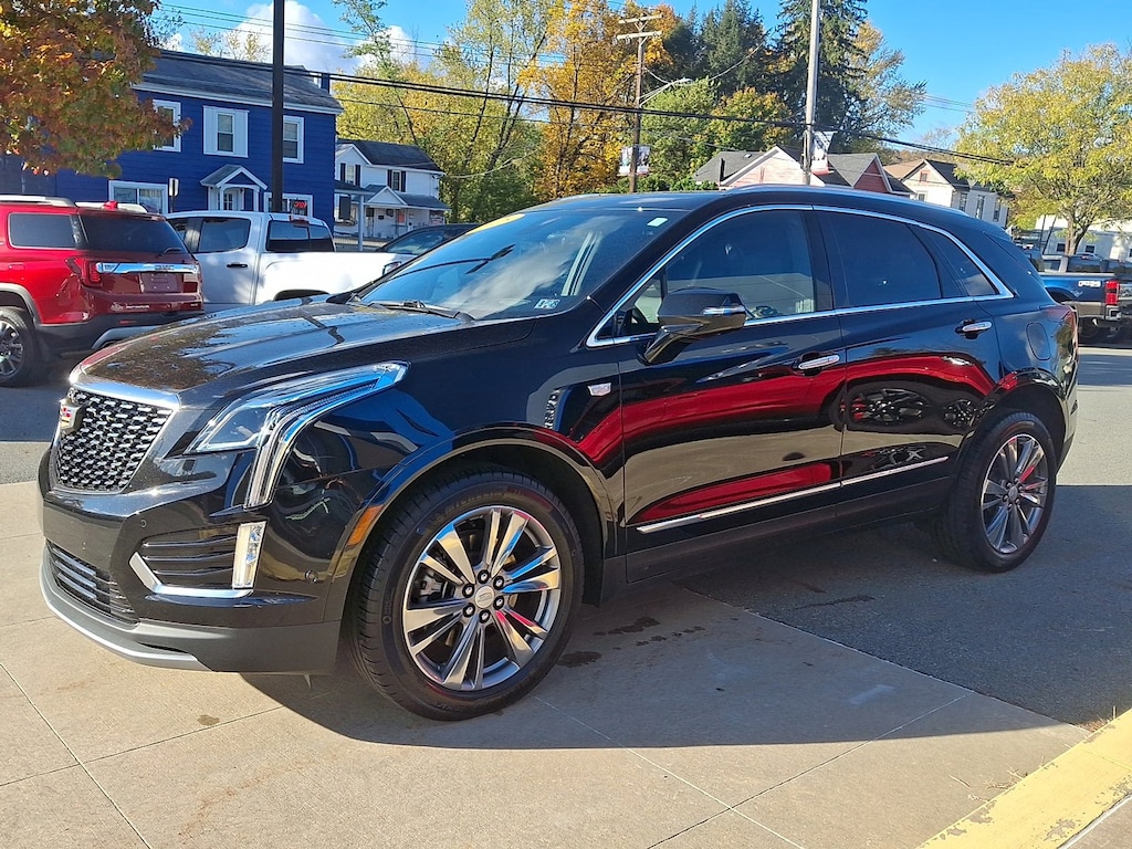 Used 2025 CADILLAC XT5 AWD Premium Luxury Sport Utility