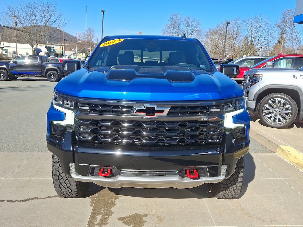 Certified 2024 Chevrolet Silverado 1500 ZR2 Crew Cab Pickup