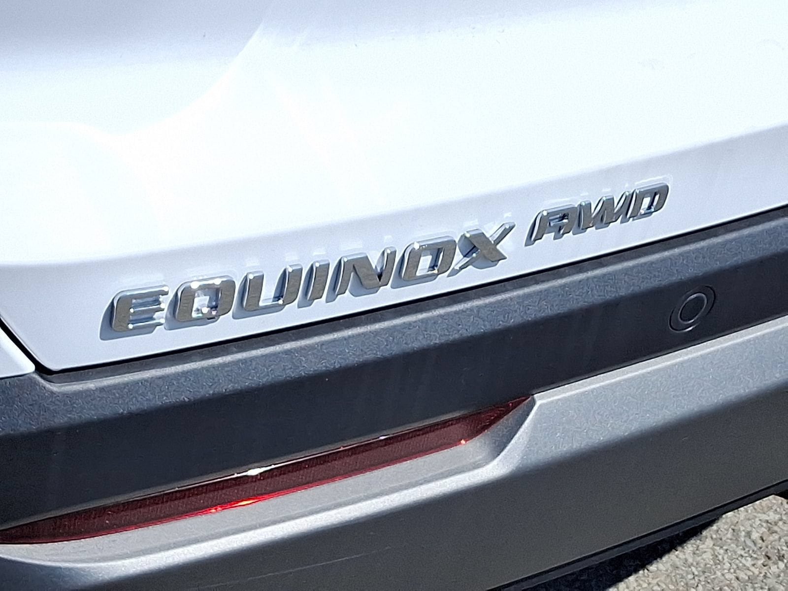 2027 Chevrolet Equinox LT - Photo 25