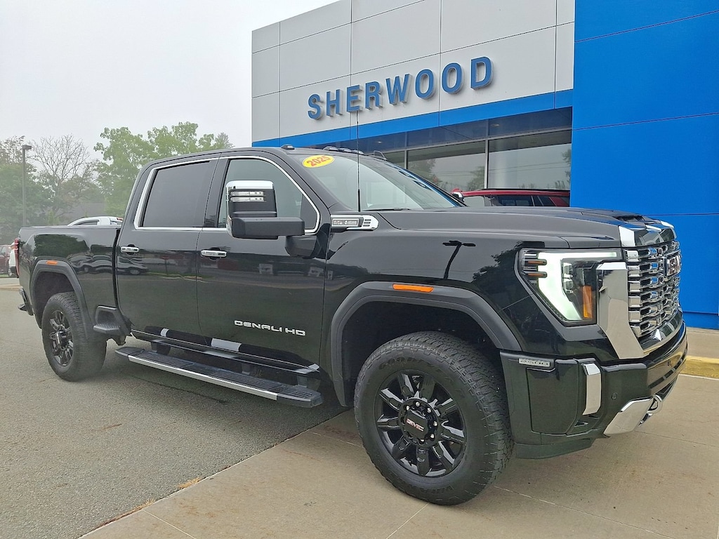 Used 2025 GMC Sierra 2500HD Denali Crew Cab Pickup