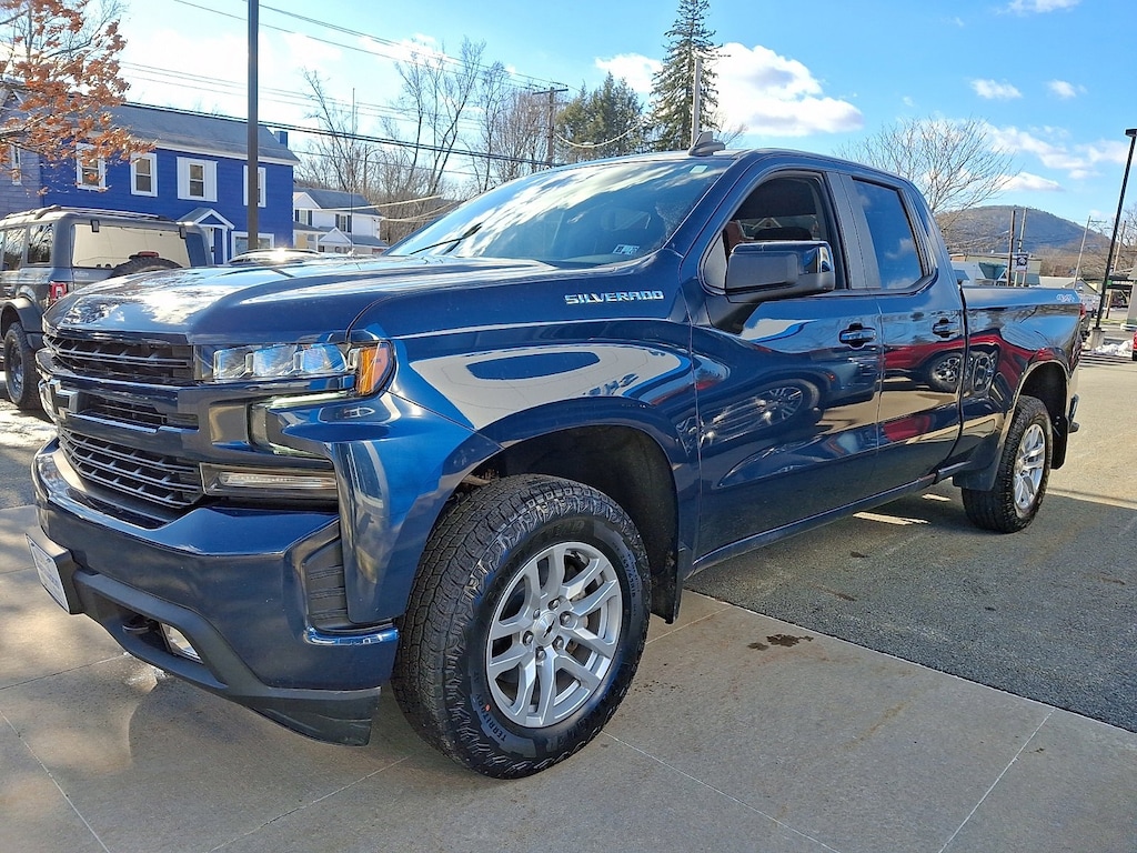 Used 2021 Chevrolet Silverado 1500 RST Extended Cab Pickup
