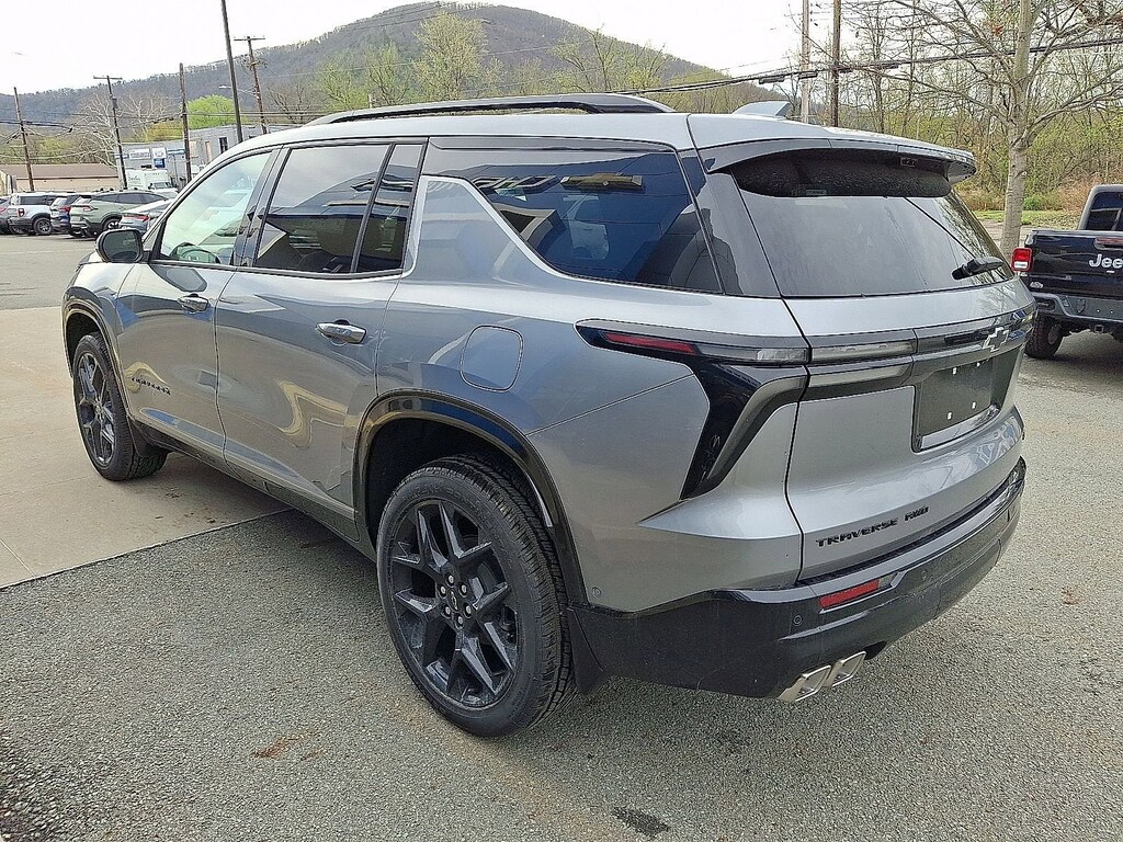 New 2026 Chevrolet Traverse RS SUV