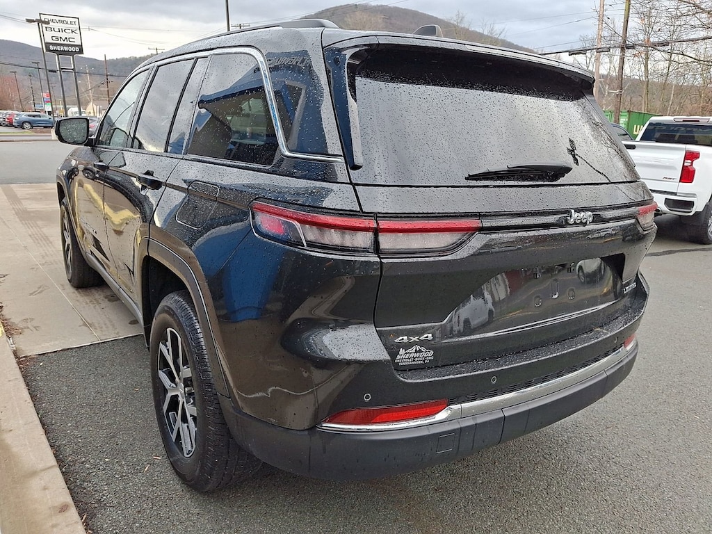 Used 2023 Jeep Grand Cherokee Limited Sport Utility