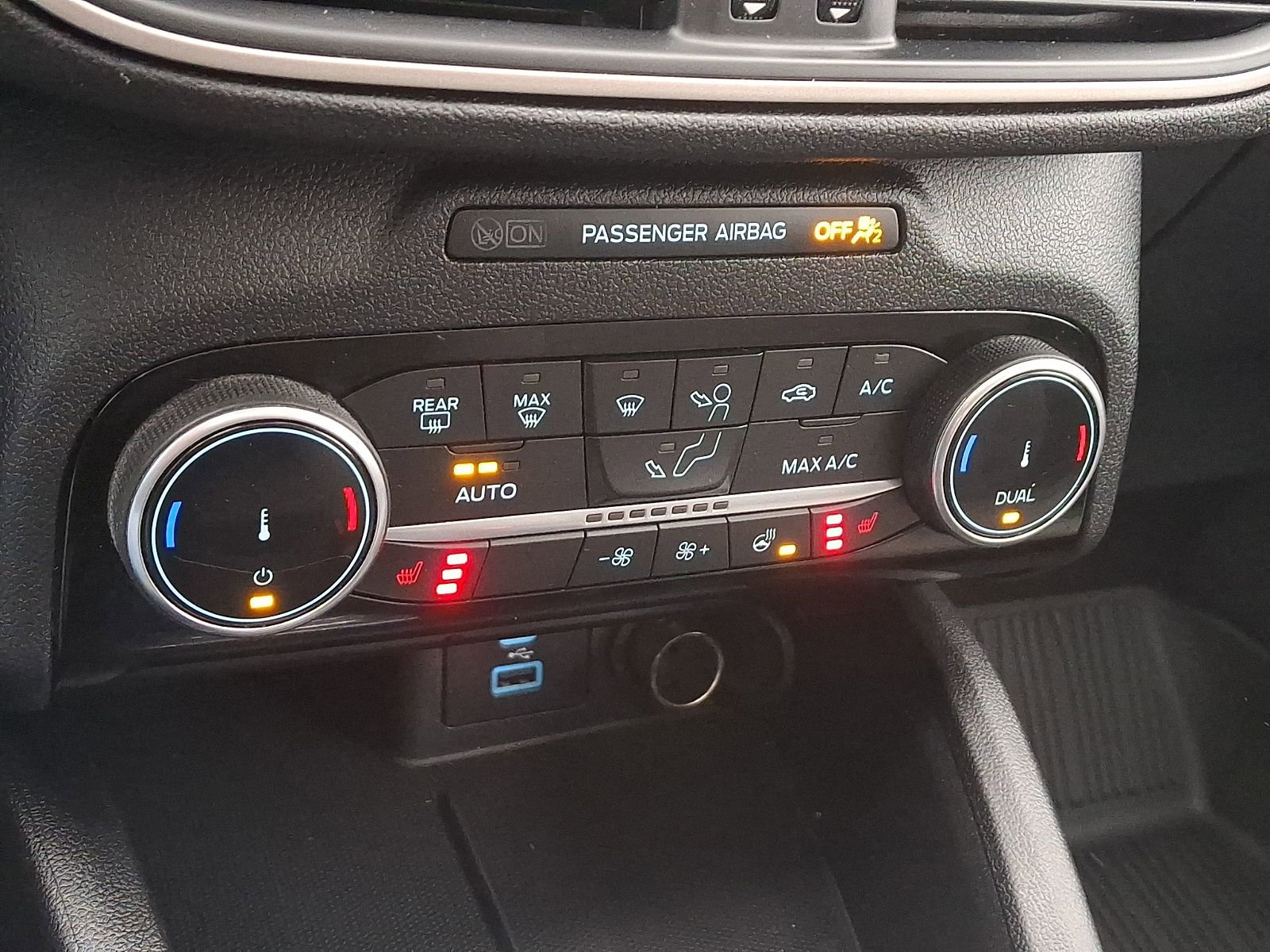 2022 Ford Escape SE - Photo 16