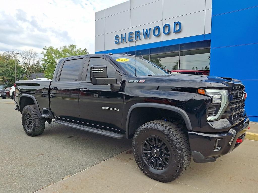 Used 2024 Chevrolet Silverado 2500HD ZR2 Crew Cab Pickup