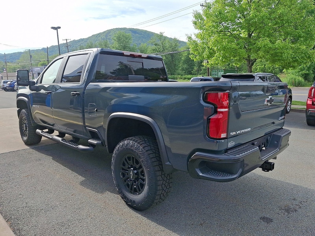 New 2026 Chevrolet Silverado 2500 HD ZR2 Truck