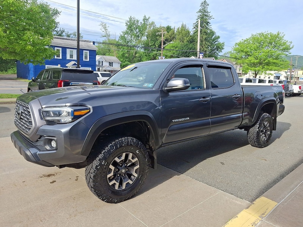 Used 2020 Toyota Tacoma 4WD TRD OFF-Road Crew Cab Pickup