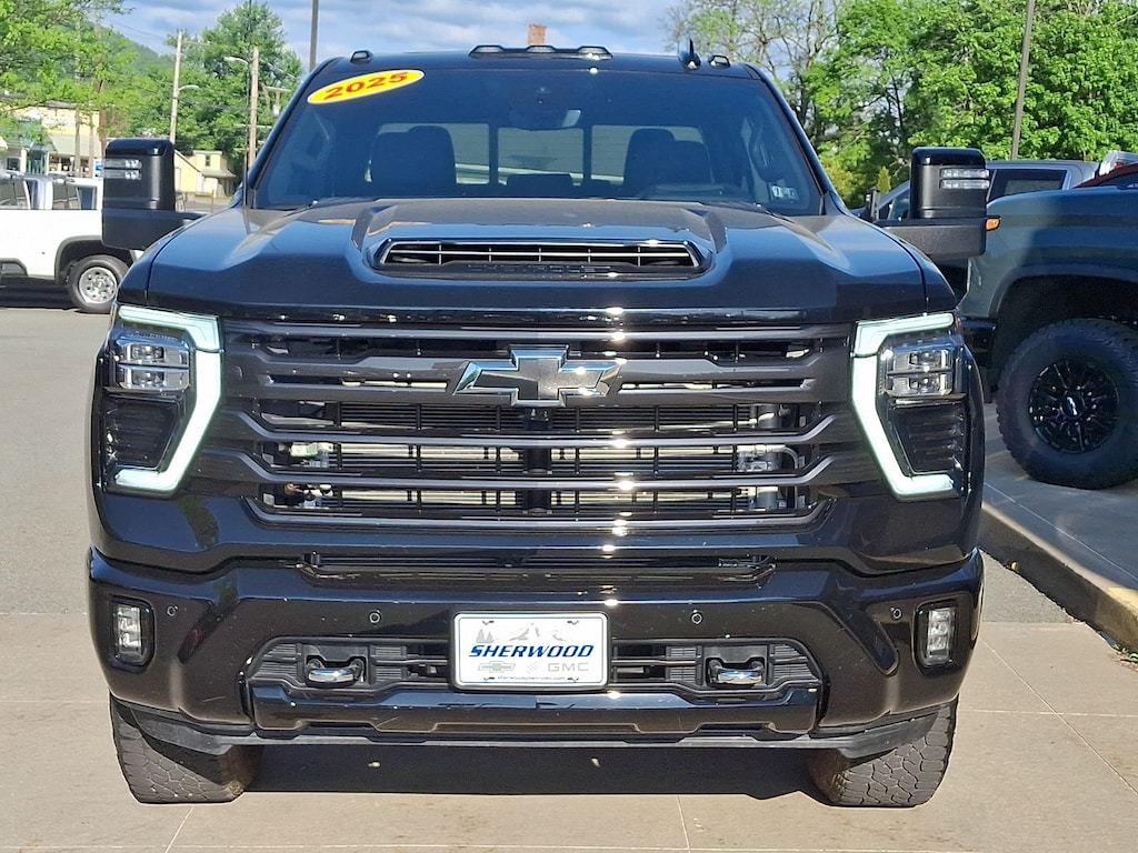 Used 2025 Chevrolet Silverado 2500HD High Country Crew Cab Pickup