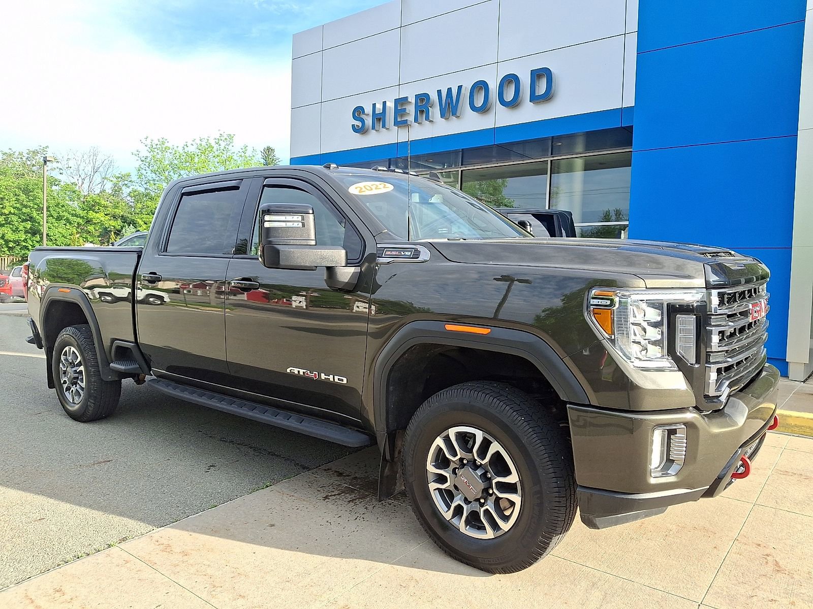 2022 GMC Sierra 4WD Crew Cab Standard Box AT4's photo