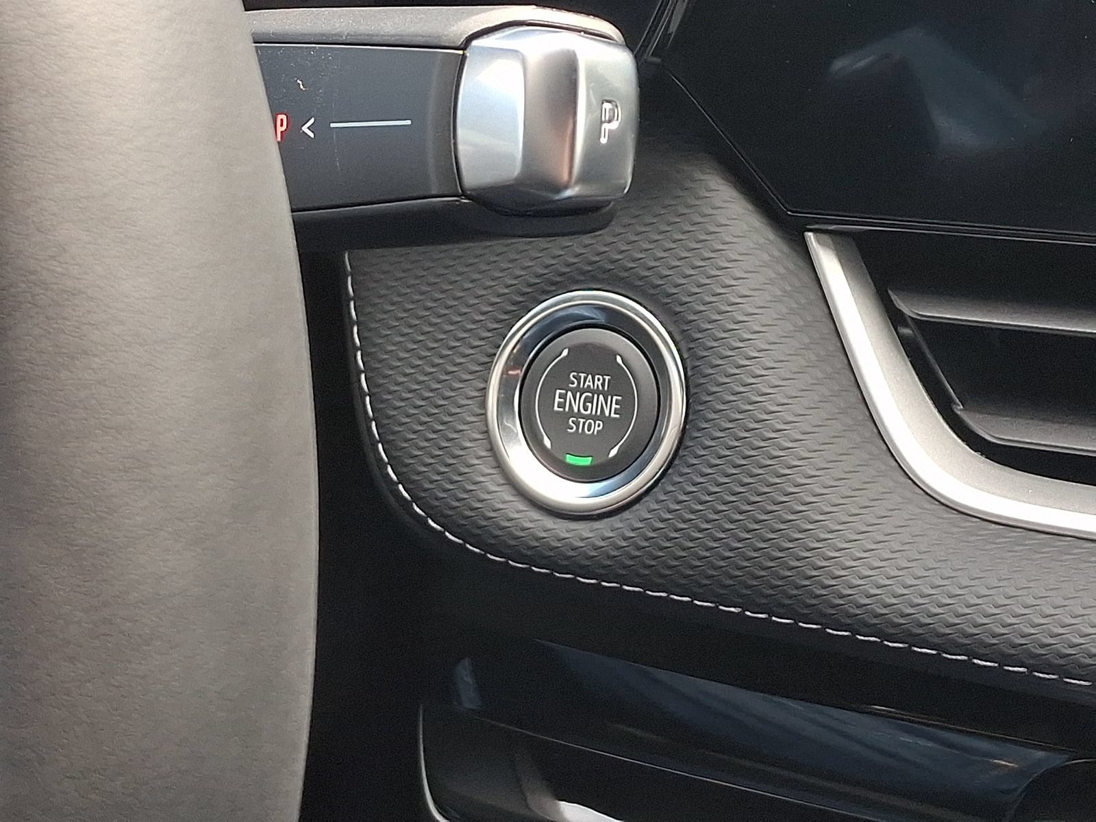 2027 Chevrolet Equinox LT - Photo 22