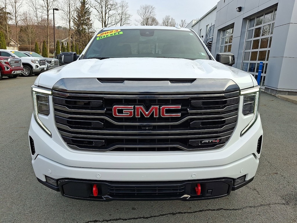 Used 2023 GMC Sierra 1500 AT4 Crew Cab Pickup