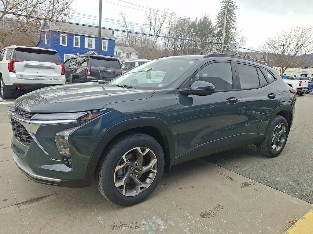 New 2026 Chevrolet Trax LT SUV