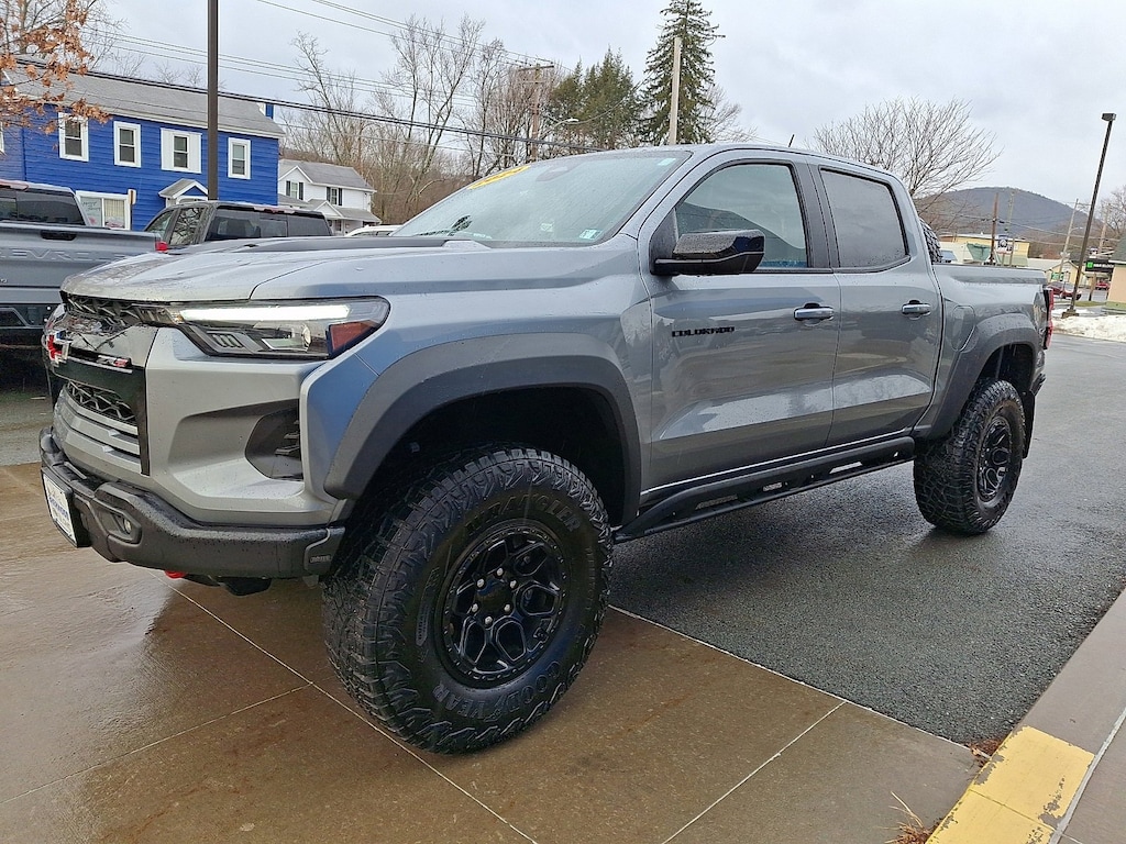 Used 2024 Chevrolet Colorado 4WD ZR2 Crew Cab Pickup