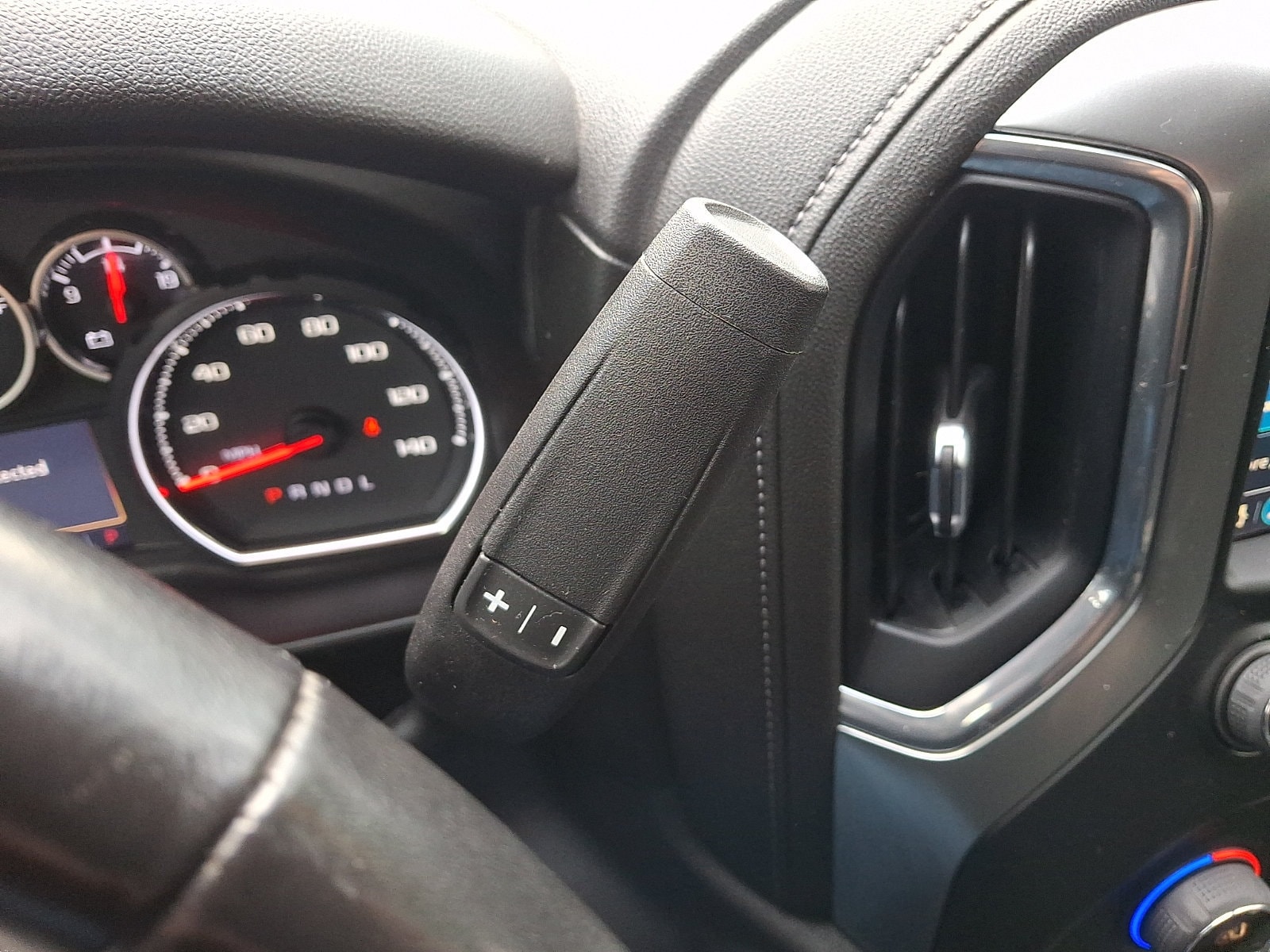 2021 Chevrolet Silverado 1500 RST - Photo 15