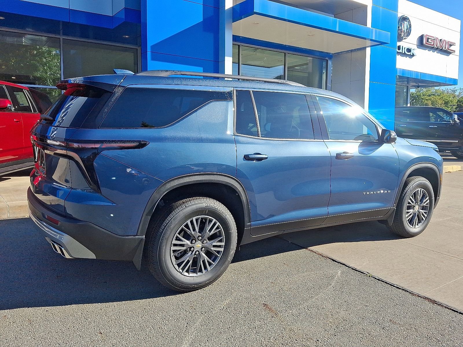 2026 Chevrolet Traverse LT - Photo 6