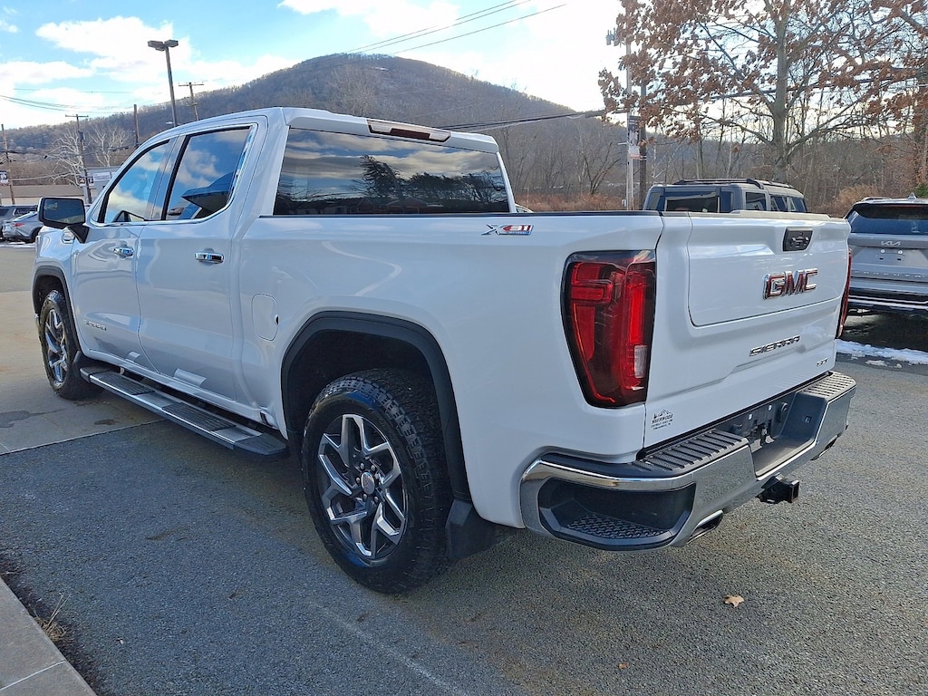 Used 2023 GMC Sierra 1500 SLT Crew Cab Pickup