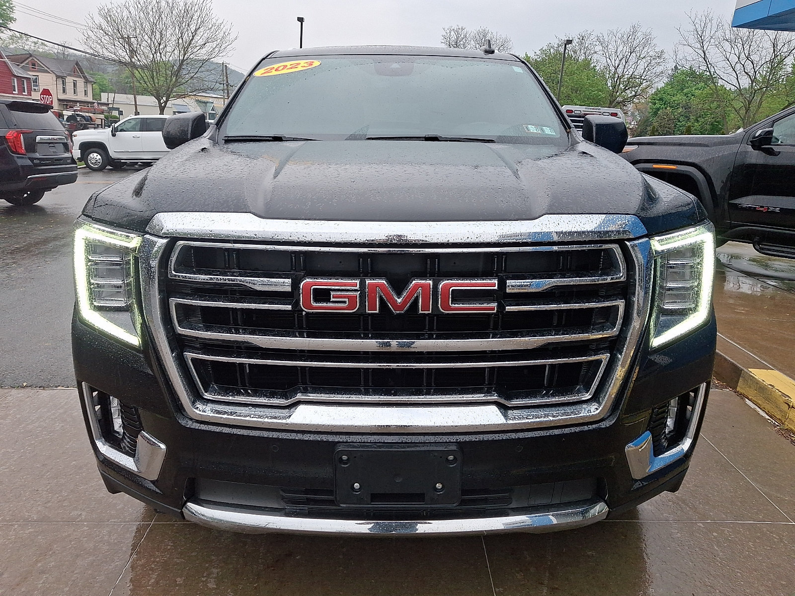 Used 2023 GMC Yukon SLT Sport Utility