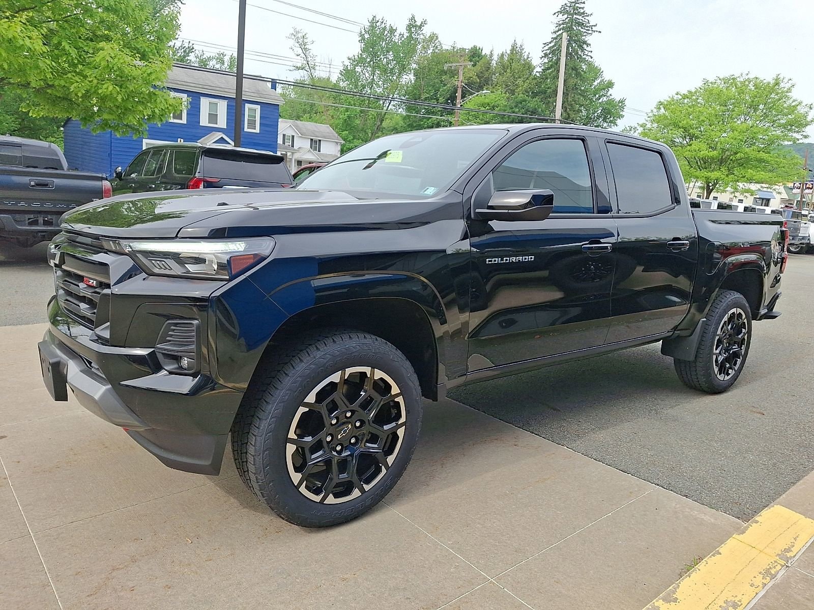2026 Chevrolet Colorado Z71 - Photo 3