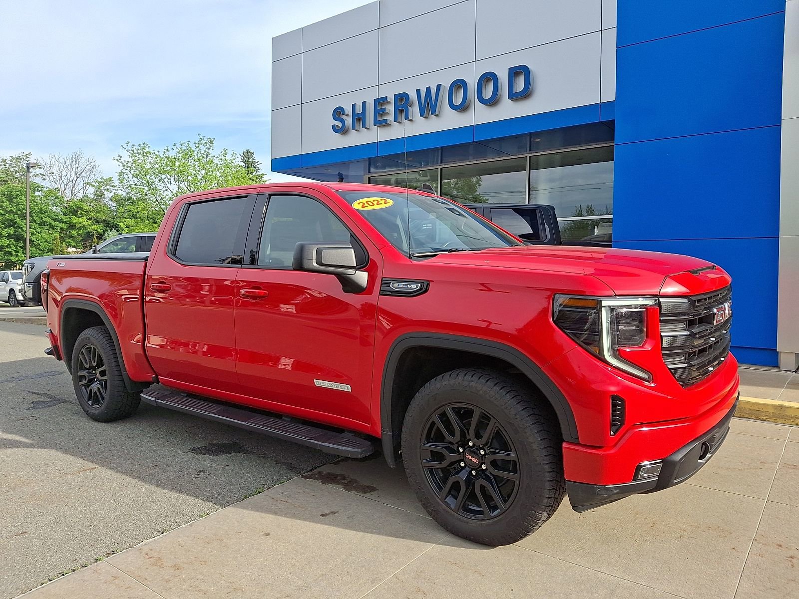 2022 GMC Sierra 4WD Crew Cab Short Box Elevation's photo