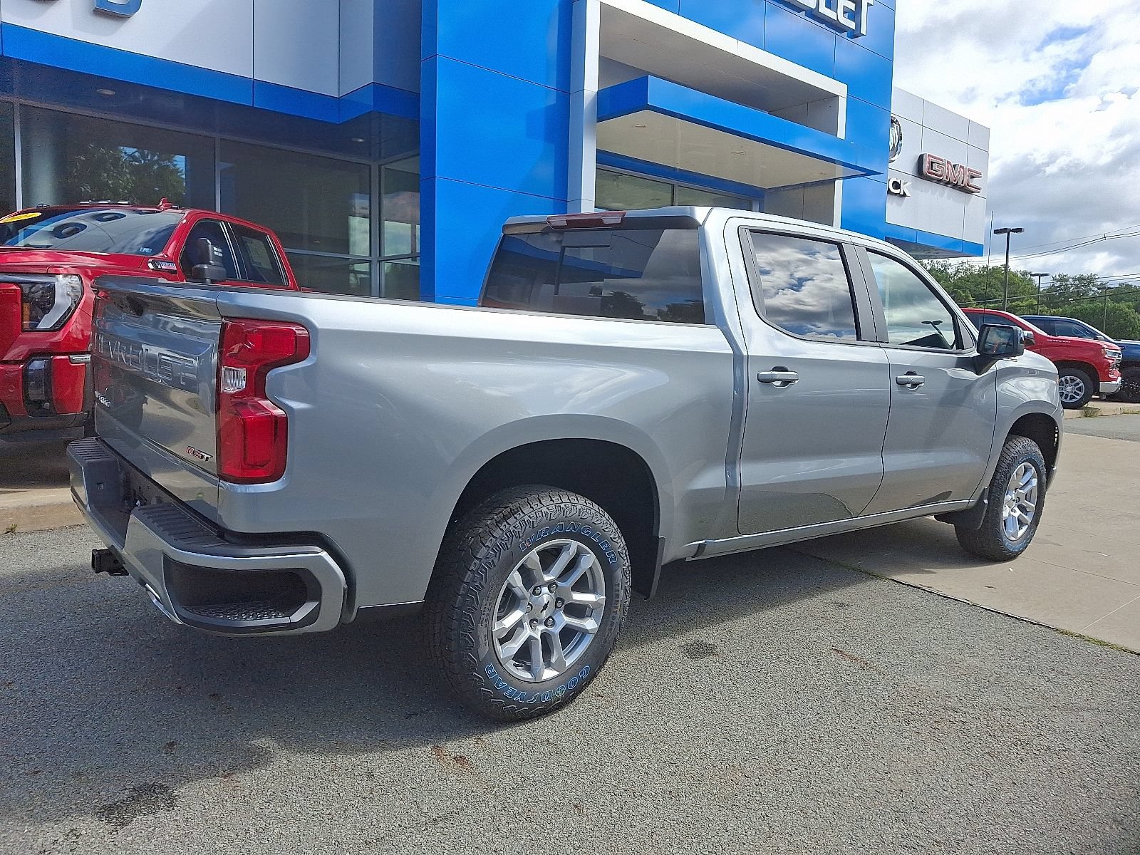 2026 Chevrolet Silverado 1500 RST - Photo 6