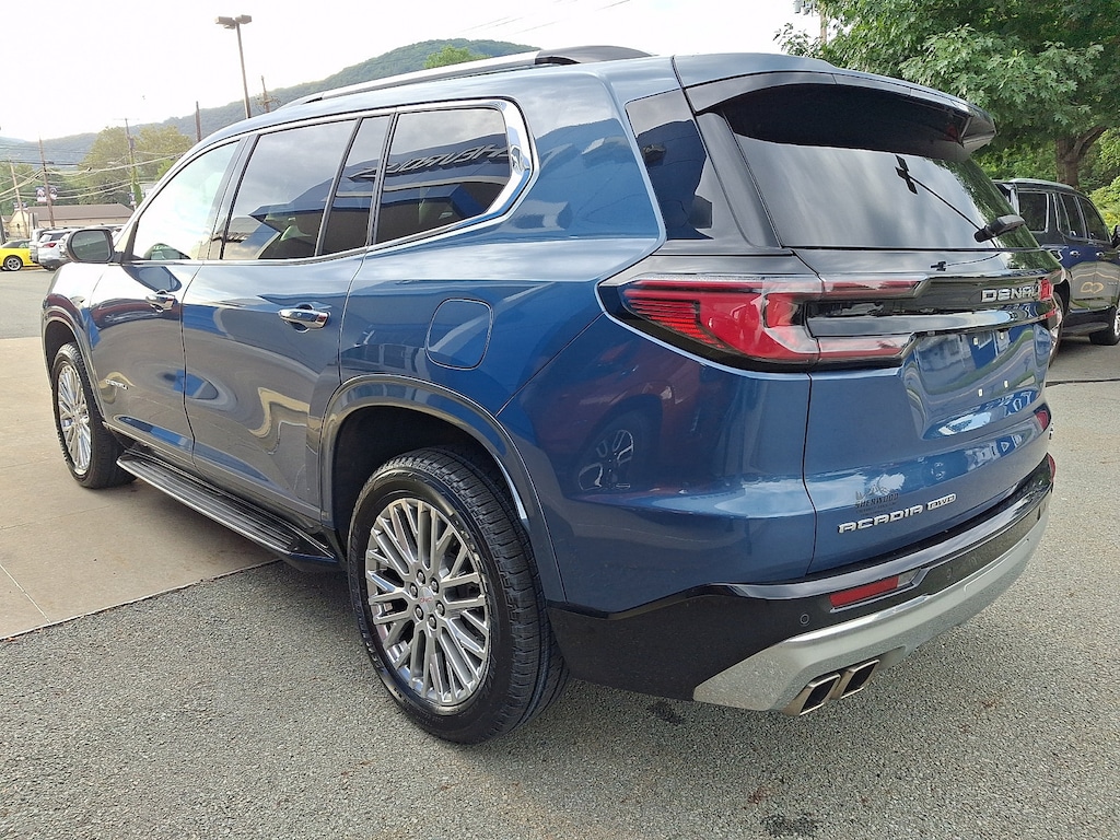 Used 2024 GMC Acadia AWD Denali Sport Utility