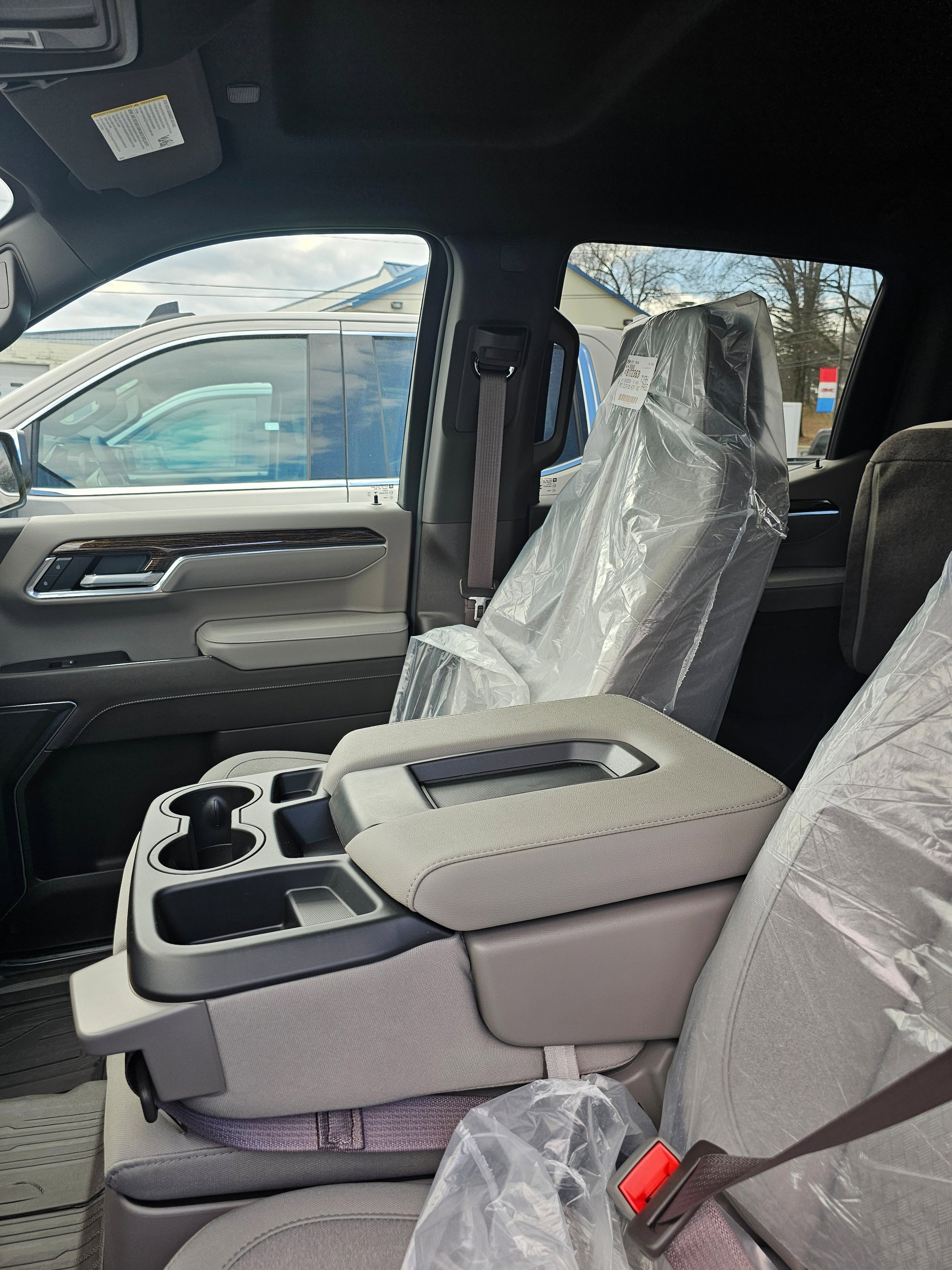 2026 GMC Sierra 1500 SLE - Photo 8