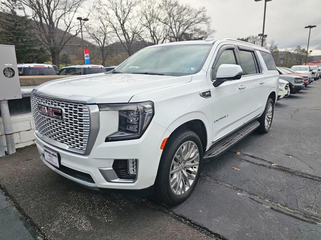 Used 2023 GMC Yukon XL Denali SUV