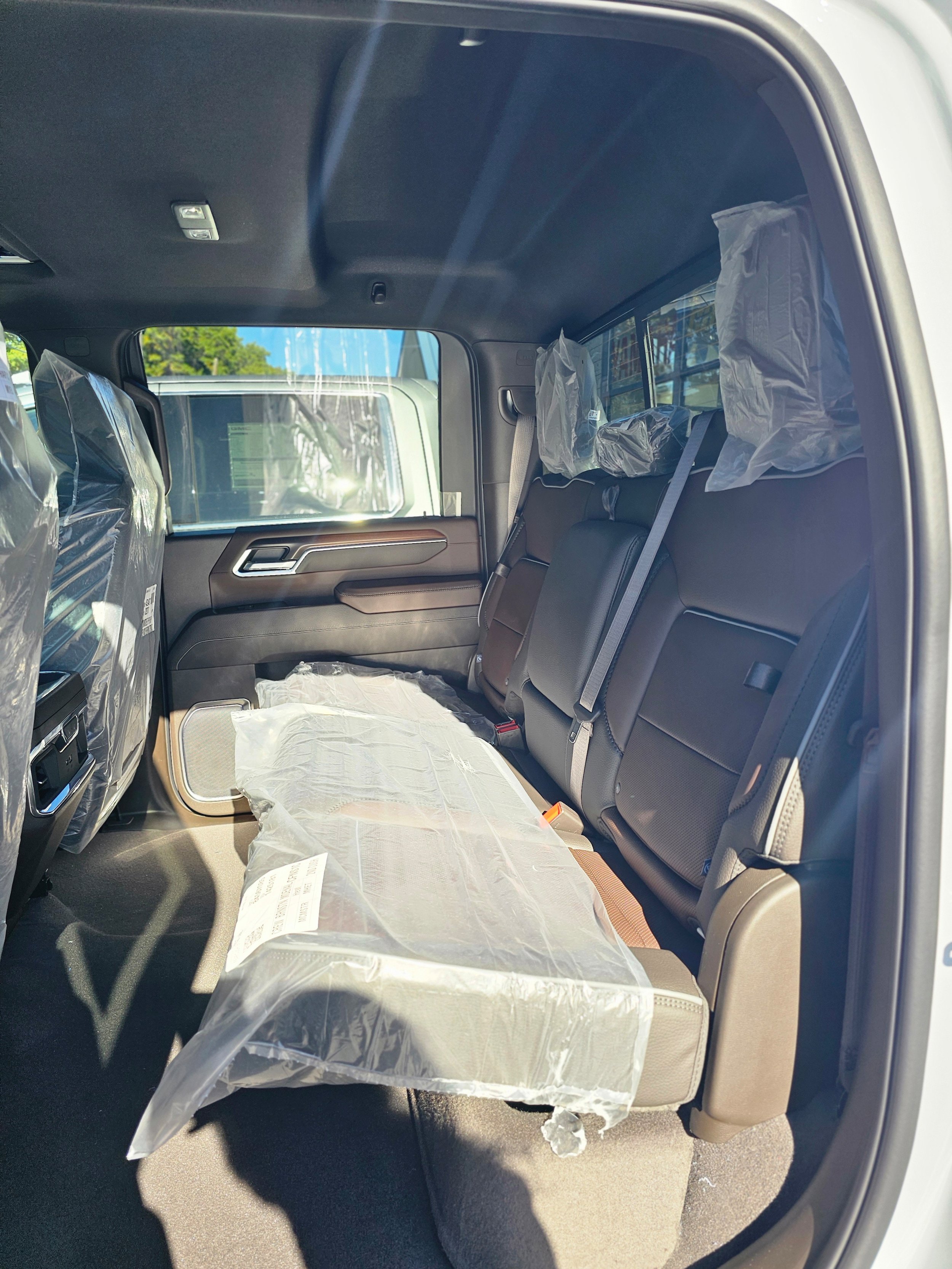 2026 GMC Sierra 2500HD Denali - Photo 14