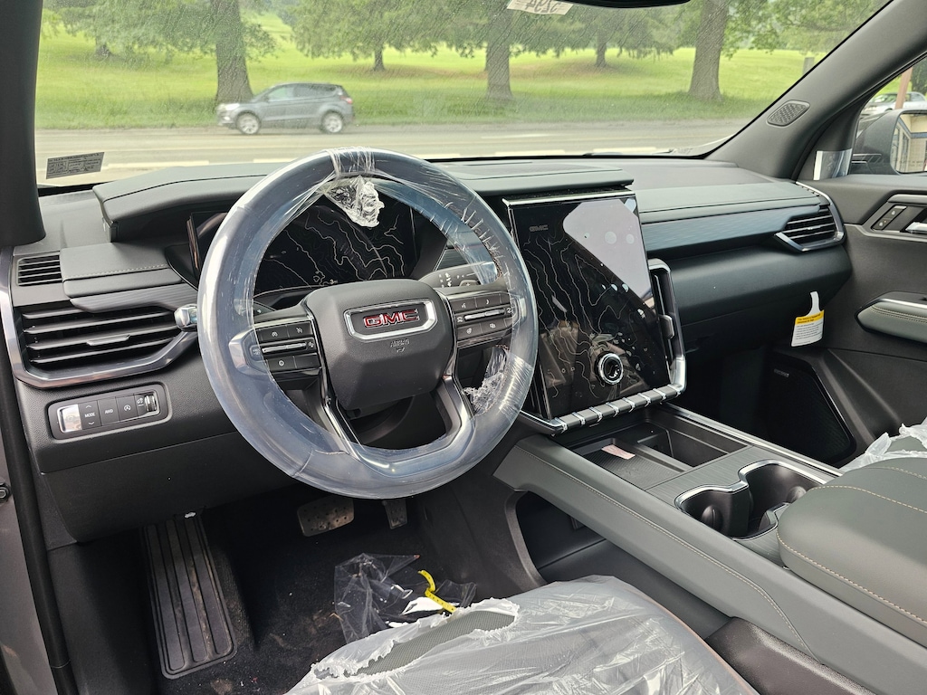 New 2025 GMC Acadia AT4 SUV