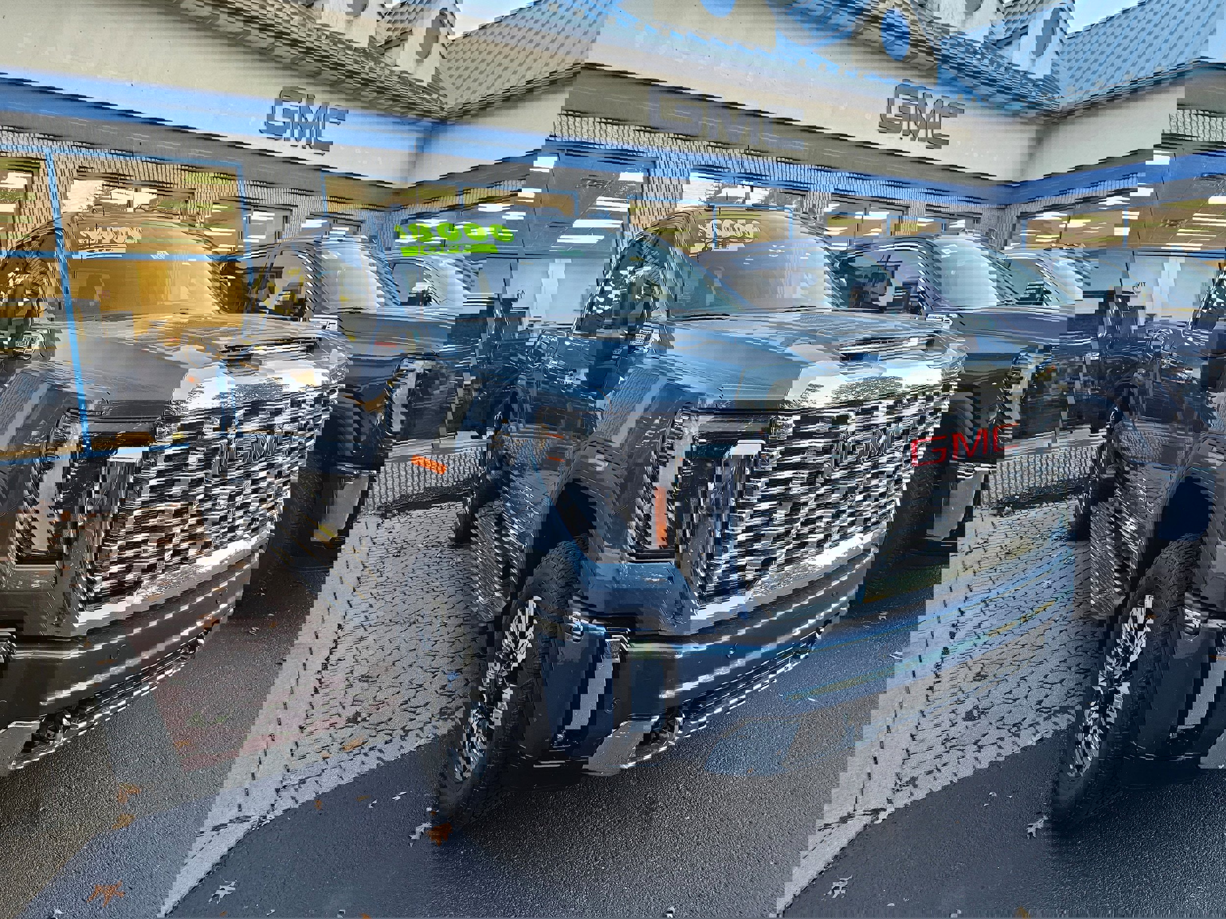 2025 GMC Sierra 2500HD Denali's photo