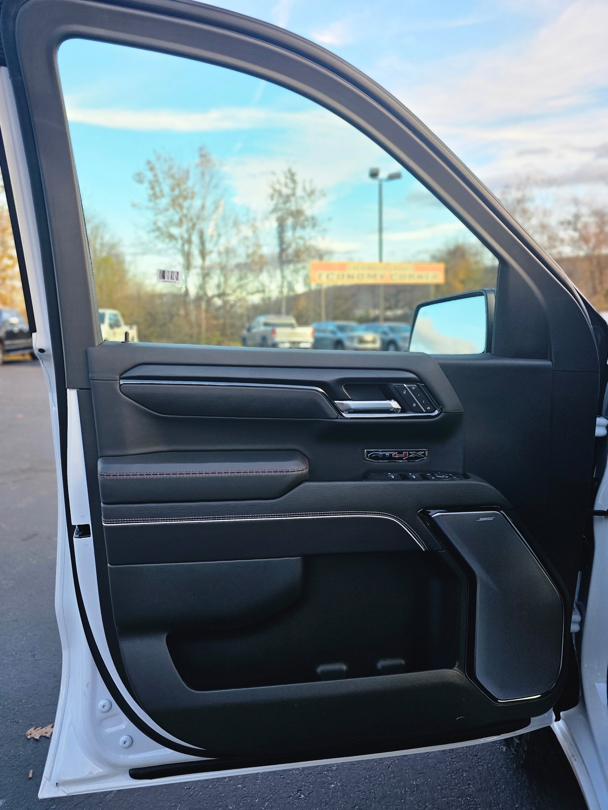 2026 GMC Sierra 1500 AT4X - Photo 14