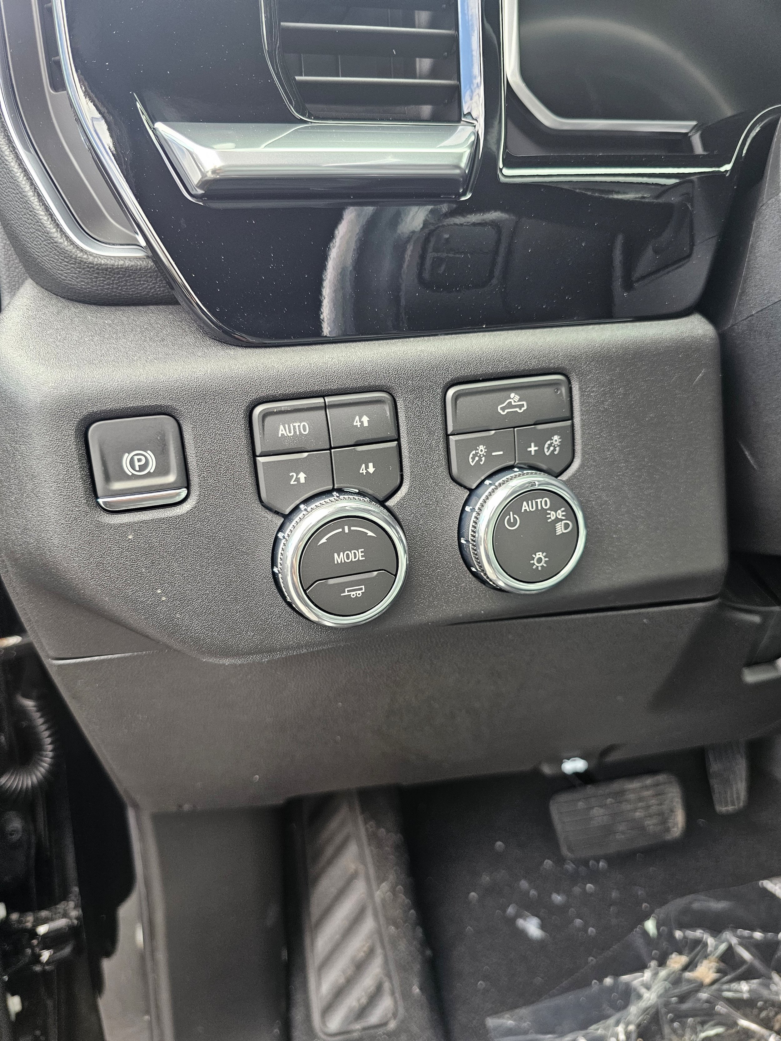 2026 GMC Sierra 1500 SLE - Photo 5