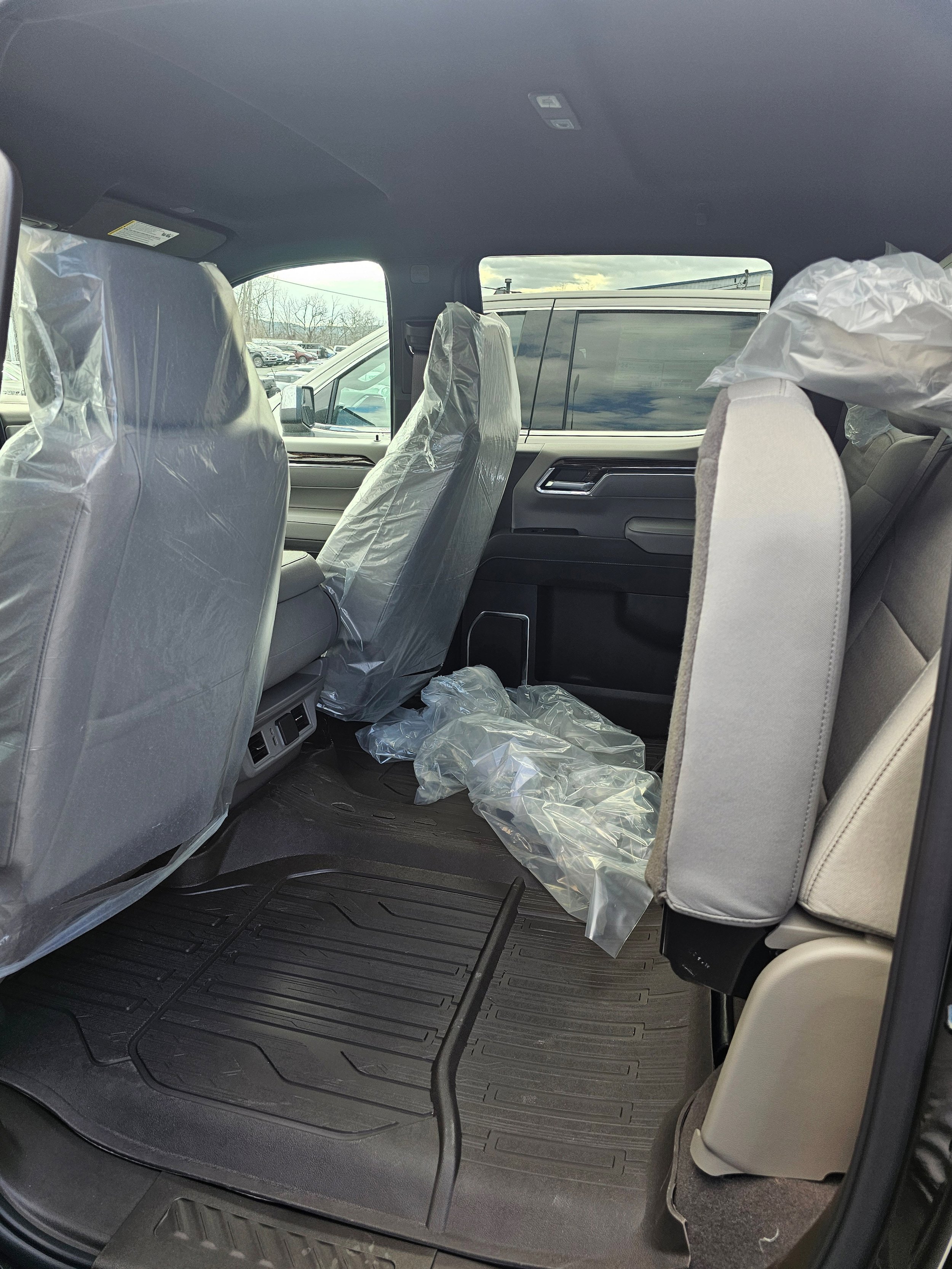 2026 GMC Sierra 1500 SLE - Photo 12
