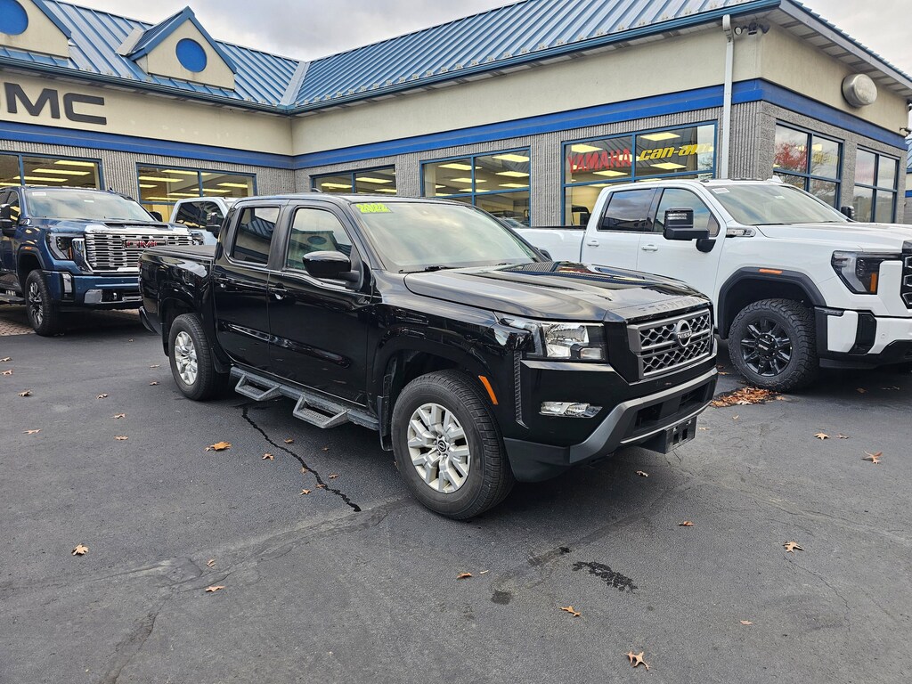 Used 2022 Nissan Frontier SV