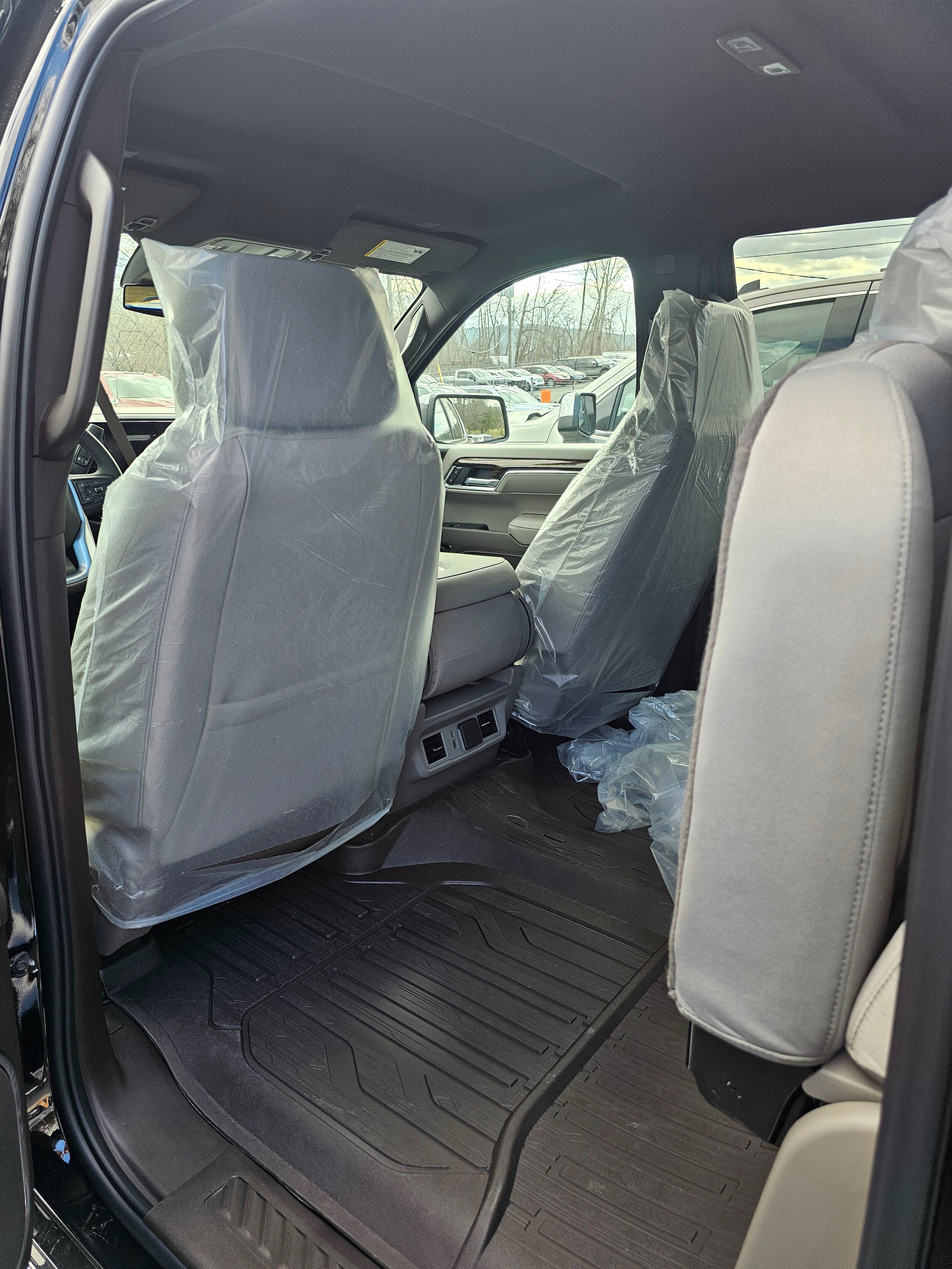 2026 GMC Sierra 1500 SLE - Photo 13